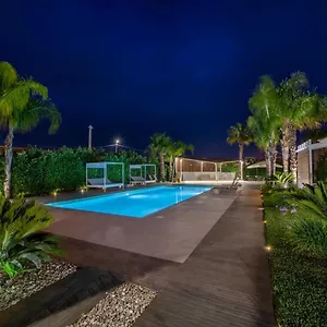 https://aqua-venere-pool-suites.sicilyhotelsitaly.net